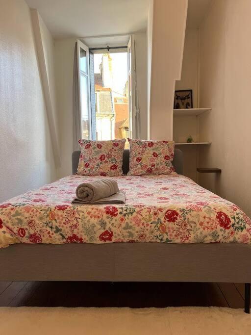 Le Comte Est Bon, Quartier Antiquaires Apartment Dijon Ngoại thất bức ảnh